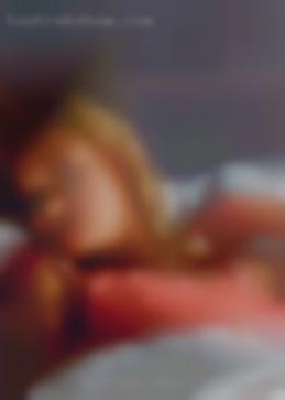 Average adult girls posing naked from Indiana.
